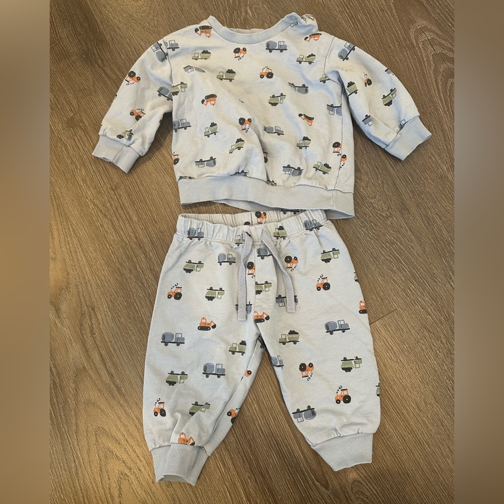 H&M Baby Outfit with Cute Car Print